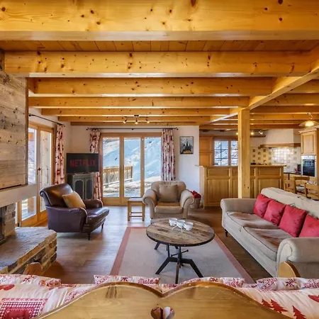 Coucou Luxury 10 Pax With Incredible Views And Garage シャレー