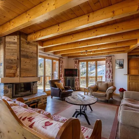 Coucou Luxury 10 Pax With Incredible Views And Garage *