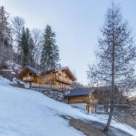 Coucou Luxury 10 Pax With Incredible Views And Garage